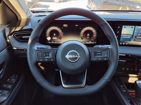 New 2026 Nissan Kicks SR image 15