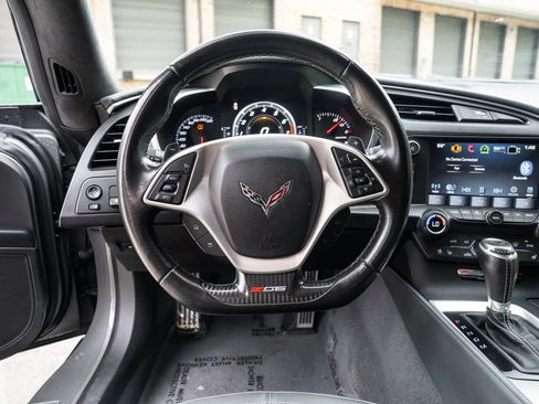 Used 2016 Chevrolet Corvette Z06 w/ 3LZ Preferred Equipment Group RWD image 33