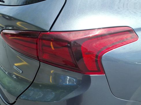 Used 2019 Hyundai Santa Fe SE AWD/4WD image 14