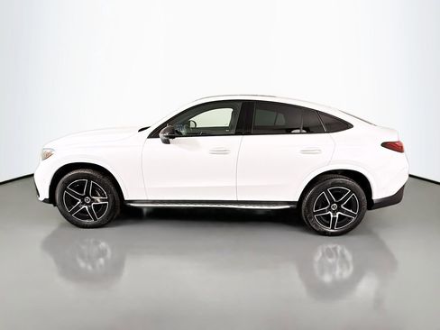 Used 2025 Mercedes-Benz GLC 300 4MATIC w/ AMG Line image 4