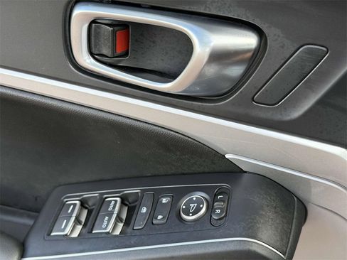 Certified 2025 Acura Integra A-Spec image 18