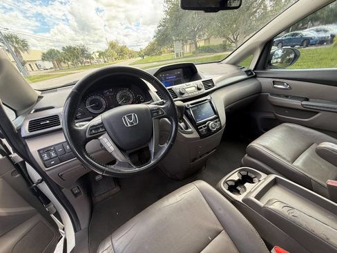 Used 2014 Honda Odyssey EX-L image 16