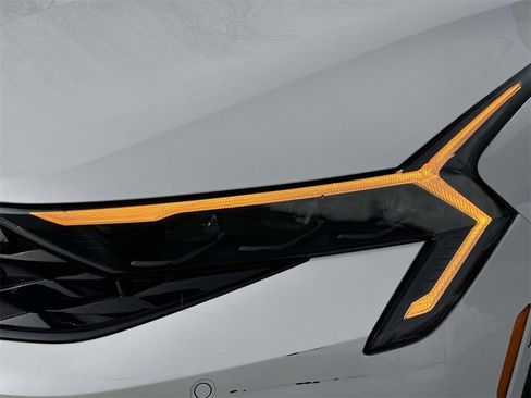 Used 2025 Kia K5 GT w/ GT1 Package image 10