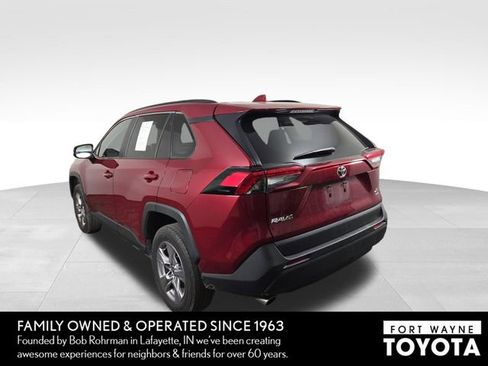Used 2025 Toyota RAV4 XLE image 9