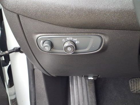 Used 2024 Chevrolet Equinox RS w/ LPO, Floor Liner Package AWD/4WD image 21