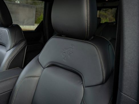 New 2025 Ford Bronco Badlands w/ Sasquatch Package AWD/4WD image 26