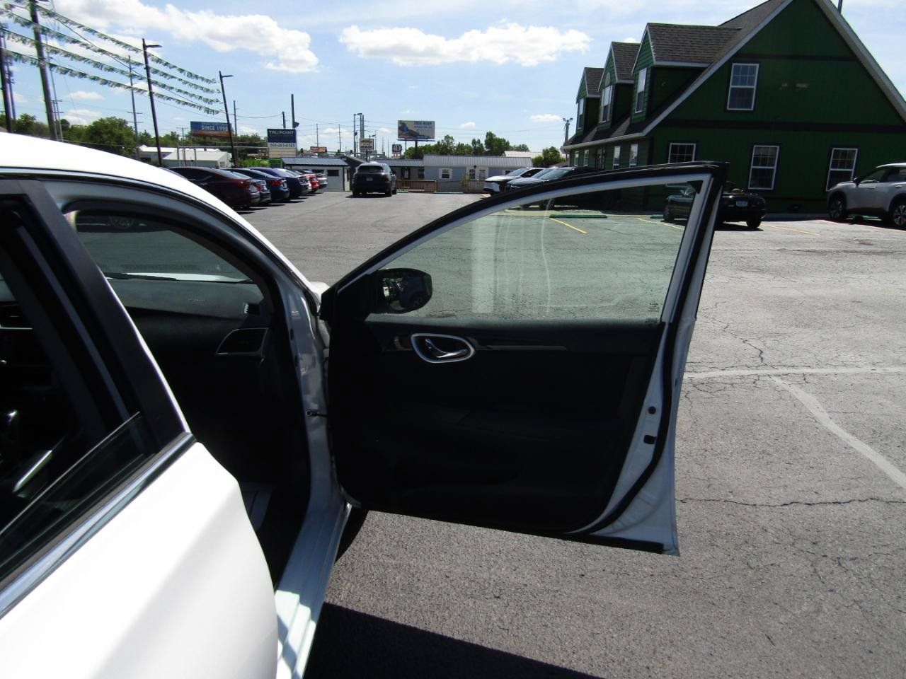 Used 2019 Nissan Sentra SV FWD image 22