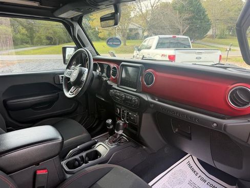 Used 2019 Jeep Wrangler Unlimited Rubicon image 15