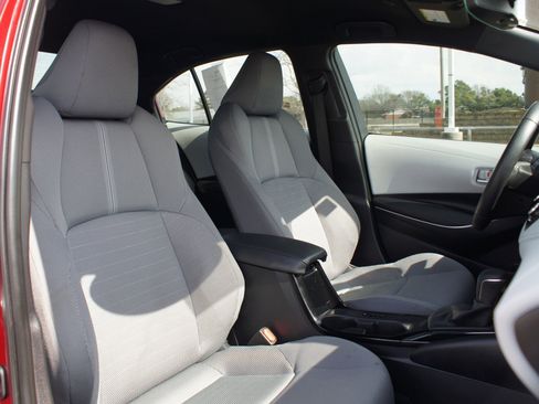 Used 2024 Toyota Corolla SE image 20