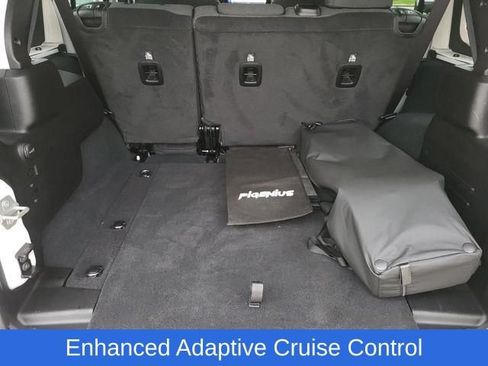 Used 2024 Jeep Wrangler Unlimited Sport AWD/4WD image 13