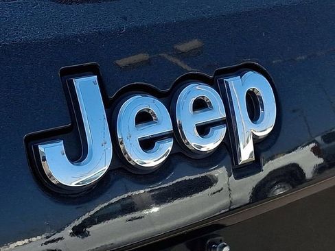 Used 2020 Jeep Grand Cherokee Limited w/ Luxury Group II AWD/4WD image 25