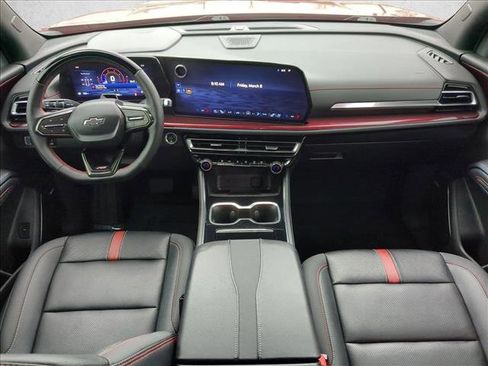 Used 2024 Chevrolet Traverse RS image 17