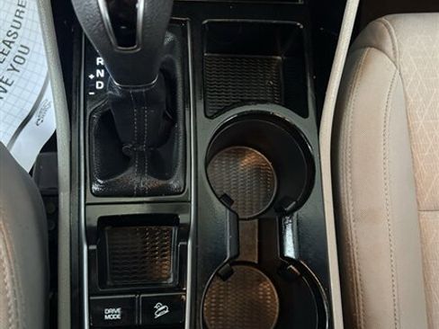 Used 2018 Hyundai Tucson SEL image 16