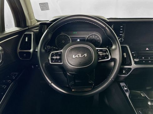 Certified 2022 Kia Sorento SX AWD/4WD image 14
