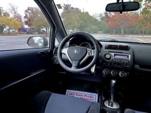 Used 2008 Honda Fit Sport image 30