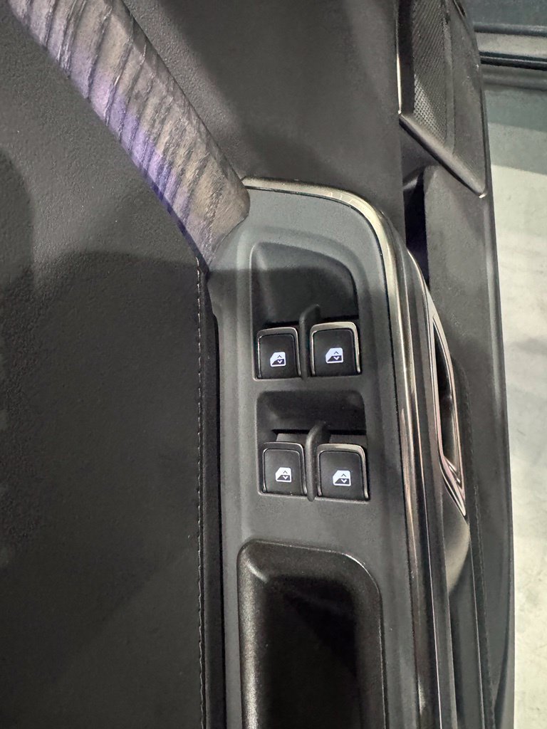 Used 2024 Rivian R1T Adventure Dual AWD/4WD image 13