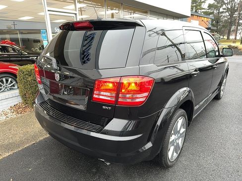 Used 2009 Dodge Journey SXT image 3