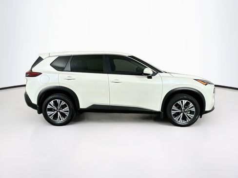 Used 2023 Nissan Rogue SV FWD image 10