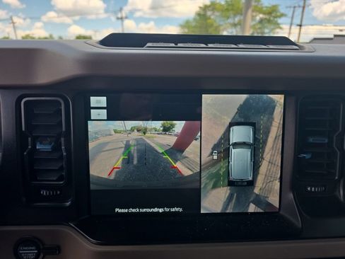 Used 2022 Ford Bronco Wildtrak AWD/4WD image 25