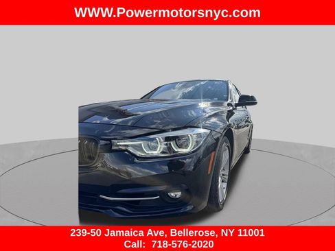 Used 2018 BMW 330i xDrive Sedan w/ Convenience Package AWD/4WD image 11