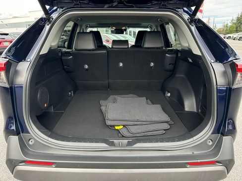 Used 2020 Toyota RAV4 Limited image 24