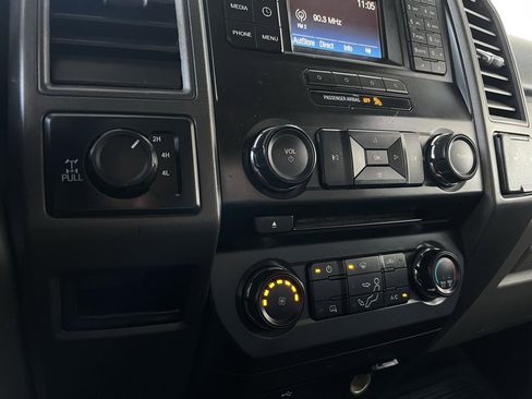 Used 2018 Ford F250 XL w/ Power Equipment Group image 38