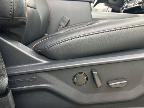 New 2026 Ford F250 Lariat w/ Black Appearance Package image 18