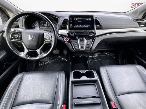 Used 2023 Honda Odyssey Touring image 7