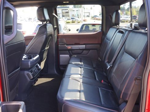 Used 2022 Ford F150 Lariat w/ Equipment Group 502A High AWD/4WD image 17
