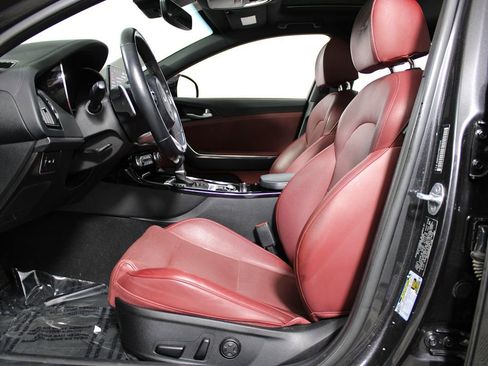 Used 2022 Kia Stinger GT-Line w/ Sun & Sound Package image 8