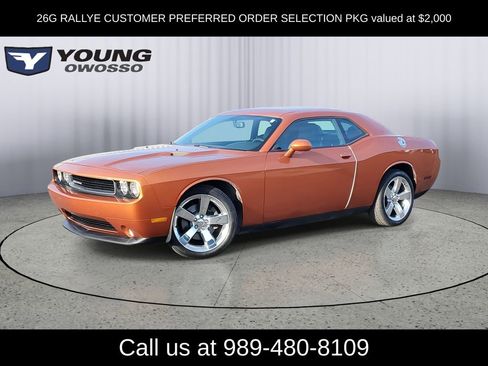 Used 2011 Dodge Challenger Base image 1