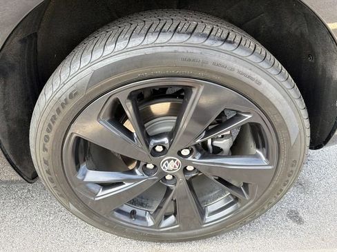 Used 2023 Buick Envision Essence w/ Sport Touring Package FWD image 20