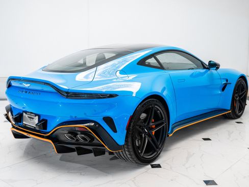 Used 2025 Aston Martin V8 Vantage Coupe image 41