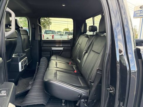 Used 2019 Ford F150 Lariat w/ Equipment Group 502A Luxury AWD/4WD image 10