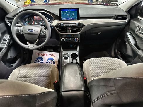 Used 2022 Ford Escape SE w/ SE Sport Appearance Package image 26