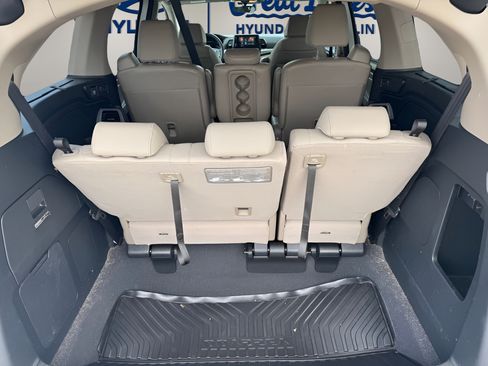 Used 2020 Honda Odyssey Touring image 11