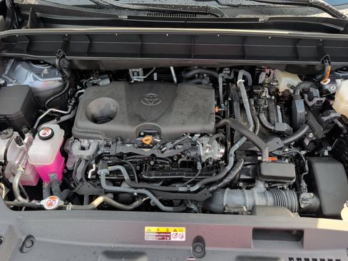 Used 2024 Toyota Highlander Platinum FWD image 20