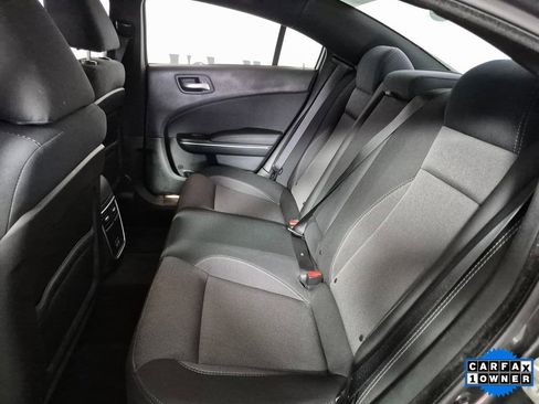 Used 2016 Dodge Charger SE image 20