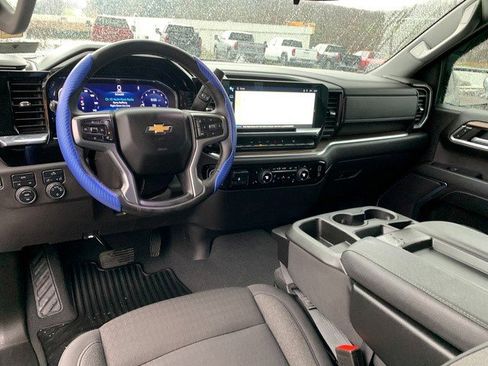 Certified 2024 Chevrolet Silverado 1500 LT AWD/4WD image 18