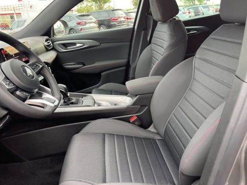 New 2025 Dodge Hornet GT image 8