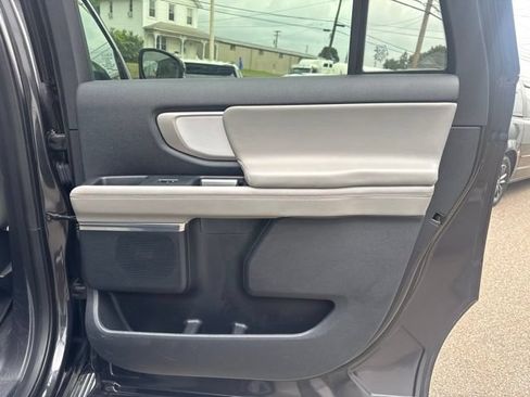 Certified 2025 Ford Expedition Max Active AWD/4WD image 40