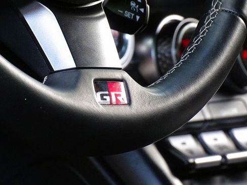 Used 2023 Toyota GR86 Premium RWD image 28