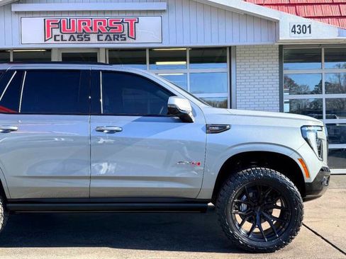Used 2025 GMC Yukon AT4 Ultimate w/ LPO, Floor Liner Package AWD/4WD image 11