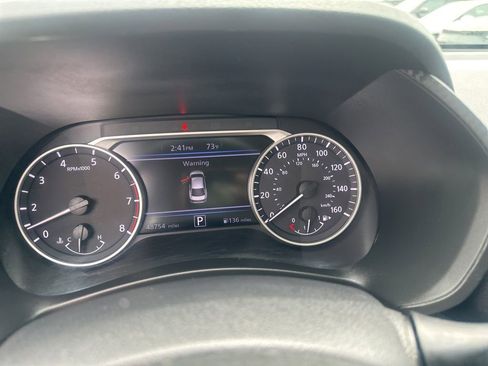 Used 2020 Nissan Sentra SR FWD image 13
