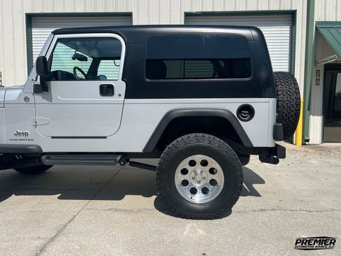 Used 2005 Jeep Wrangler Unlimited image 31