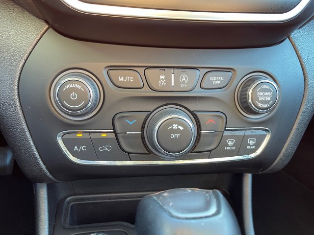 Used 2021 Jeep Cherokee Latitude Lux AWD/4WD image 21