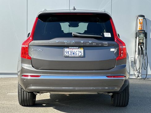 Used 2024 Volvo XC90 T8 Plus image 4