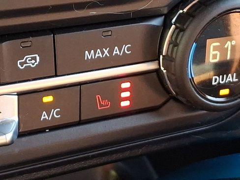Used 2023 Ford Bronco Outer Banks AWD/4WD image 26
