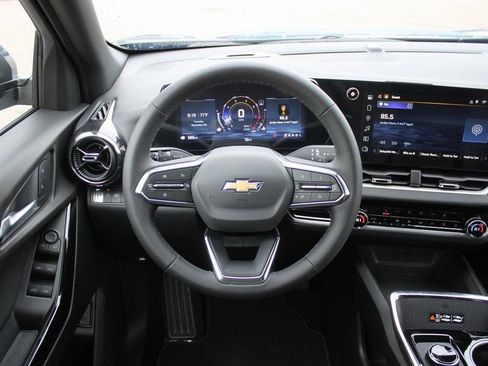 New 2026 Chevrolet Equinox LT w/ Convenience Package II image 10