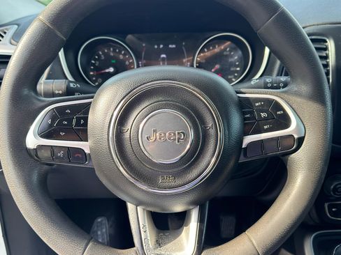 Used 2020 Jeep Compass Sport AWD/4WD image 16